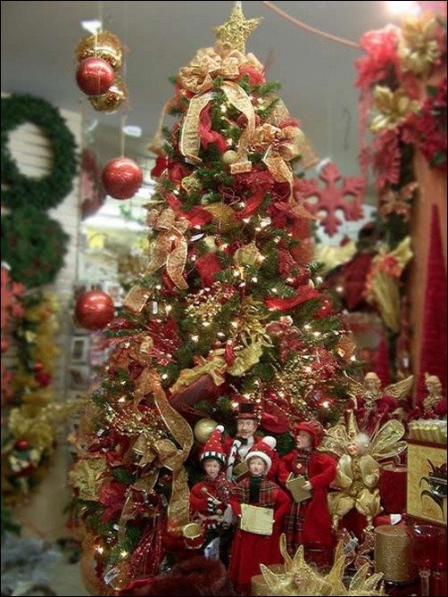 Start-Topped-Christmas-Tree