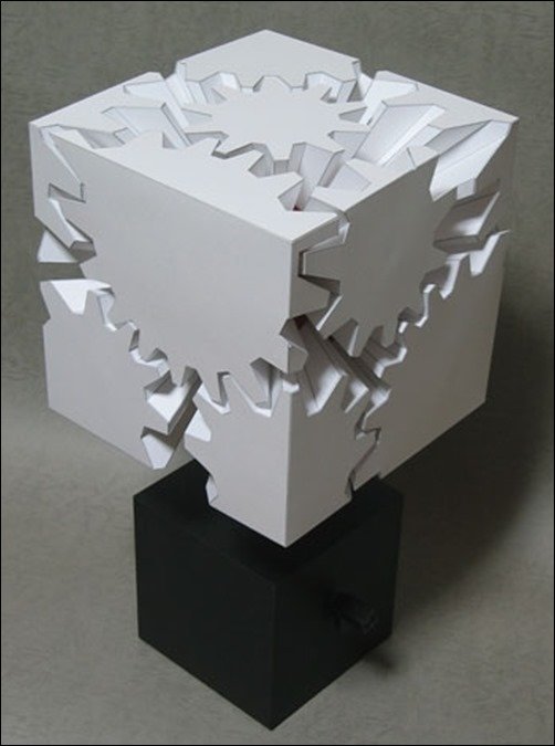 Gear's-Cube-paper-art