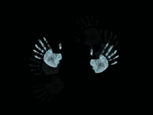 Hands-minimal-wallpapers