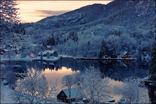 Villages-in-the-Midst-of-Winter-winter-wallpaper