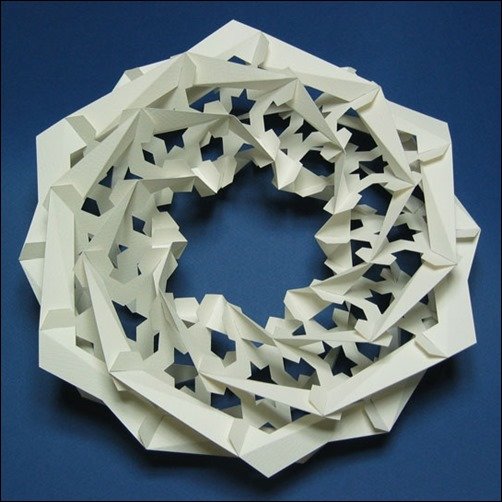 Wreath-of-Snow-paper-arts
