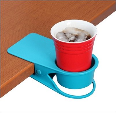 Drinklip-Portable-Cupholder-cool-gadgets