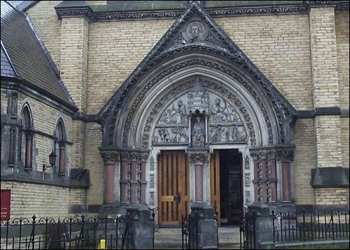 Old-Church---Doorway-church-wallpapers