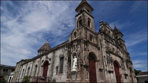 The-Church-Of-Guadaloupe-In-Granada-Nicaragua-free-church-background-images